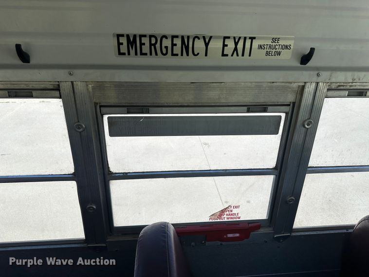 image for item NM9364 2000 Blue Bird  TC2000  school bus