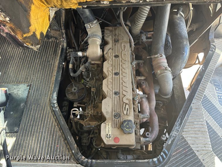 image for item NM9364 2000 Blue Bird  TC2000  school bus