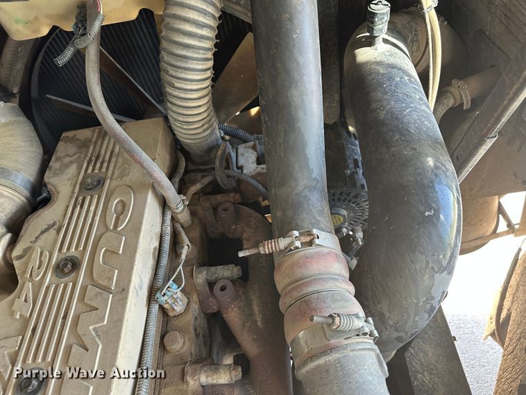 image for item NM9364 2000 Blue Bird  TC2000  school bus