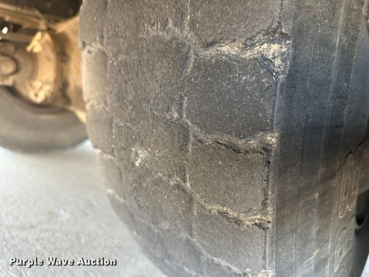 image for item NM9364 2000 Blue Bird  TC2000  school bus