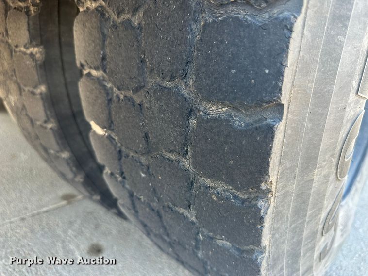 image for item NM9364 2000 Blue Bird  TC2000  school bus