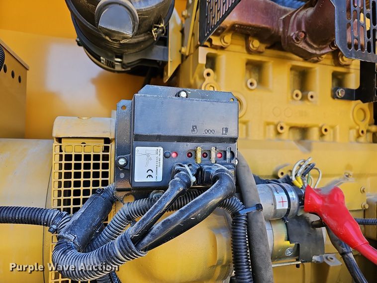 image for item NP9035 2006 Caterpillar D25-4  generator