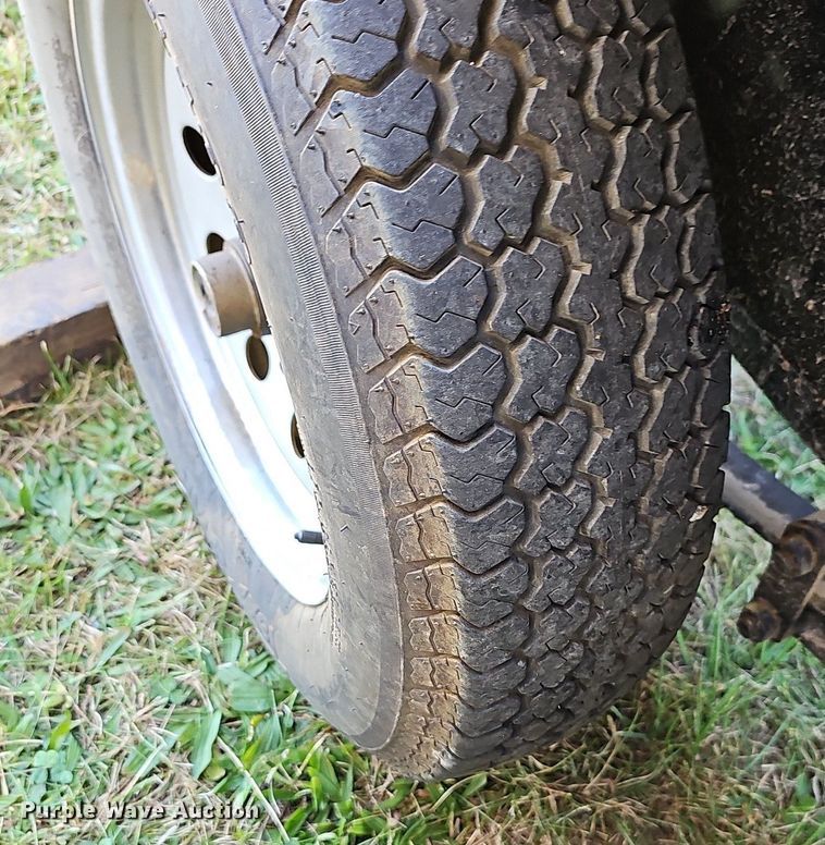 image for item NP9035 2006 Caterpillar D25-4  generator