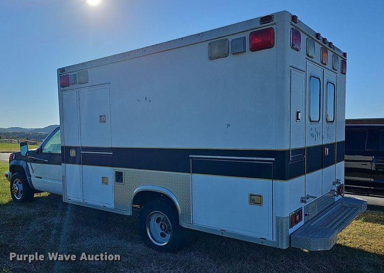 image for item NP9064 1994 Chevrolet 3500  ambulance