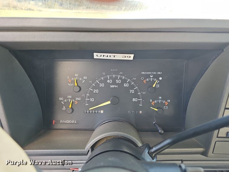 image for item NP9064 1994 Chevrolet 3500  ambulance