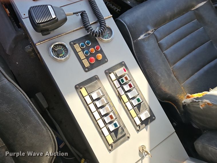 image for item NP9064 1994 Chevrolet 3500  ambulance