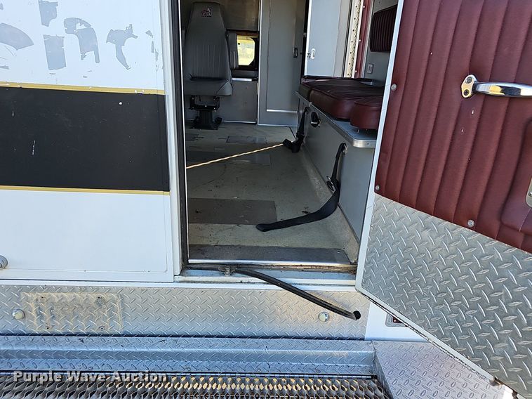 image for item NP9064 1994 Chevrolet 3500  ambulance