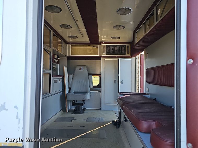 image for item NP9064 1994 Chevrolet 3500  ambulance