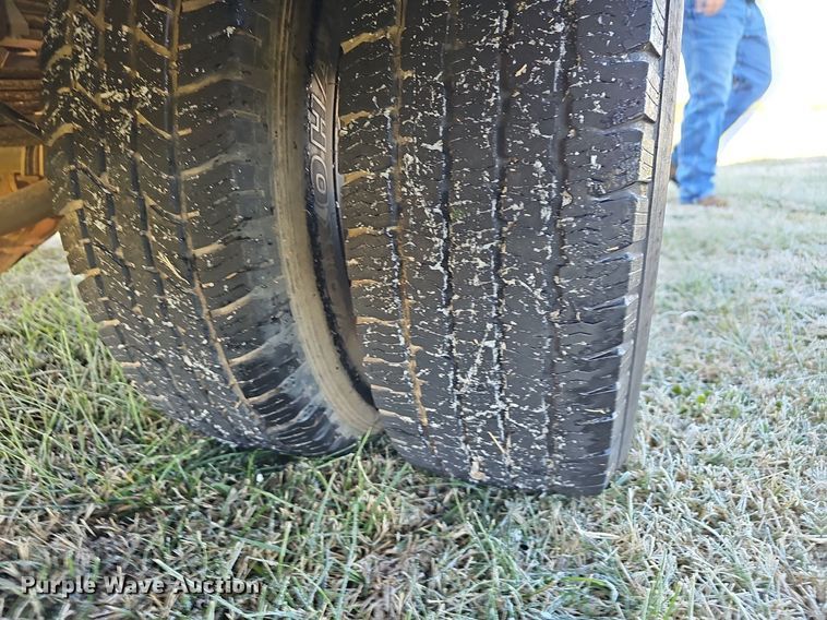 image for item NP9064 1994 Chevrolet 3500  ambulance