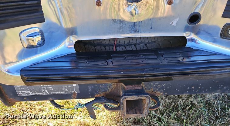 image for item NP9066 1999 Chevrolet Tahoe  SUV