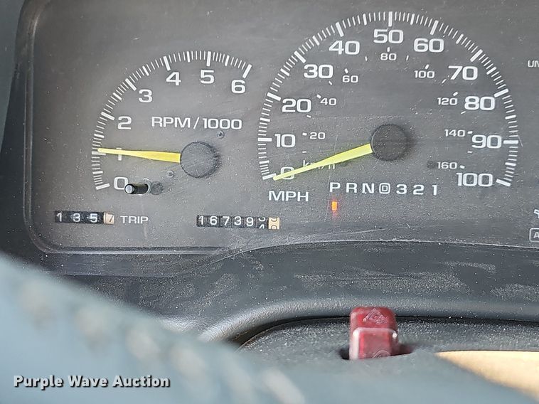 image for item NP9066 1999 Chevrolet Tahoe  SUV