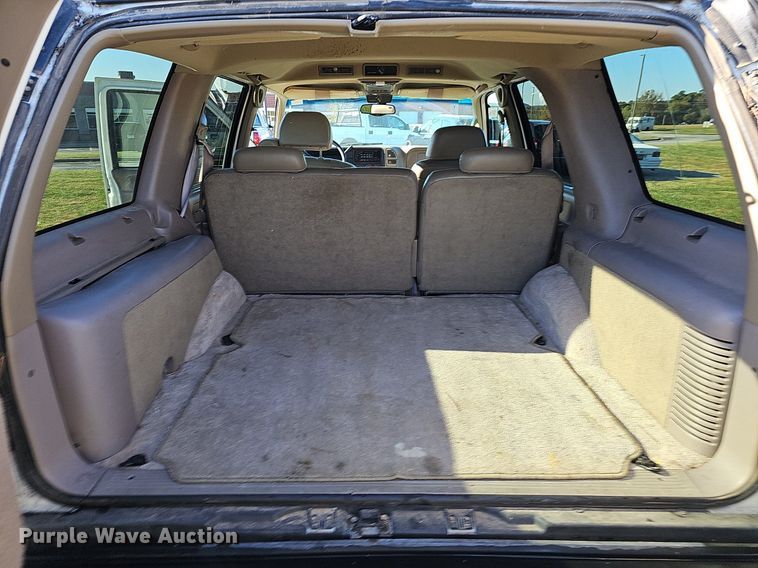 image for item NP9066 1999 Chevrolet Tahoe  SUV