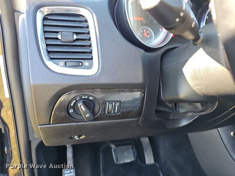 image for item NP9067 2012 Dodge Durango Crew  SUV