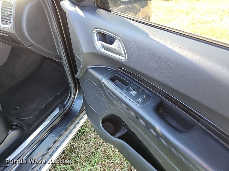 image for item NP9067 2012 Dodge Durango Crew  SUV