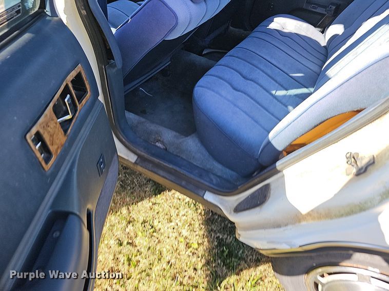 image for item NP9069 1993 Chevrolet Caprice Classic