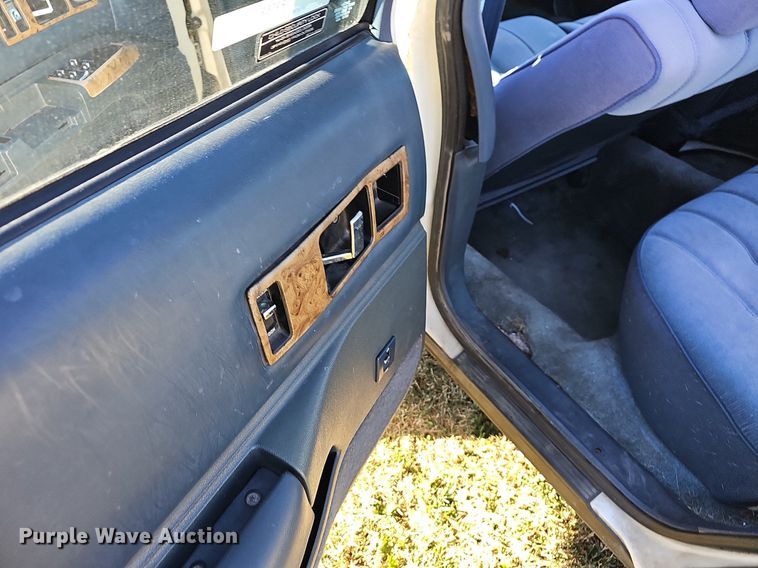 image for item NP9069 1993 Chevrolet Caprice Classic