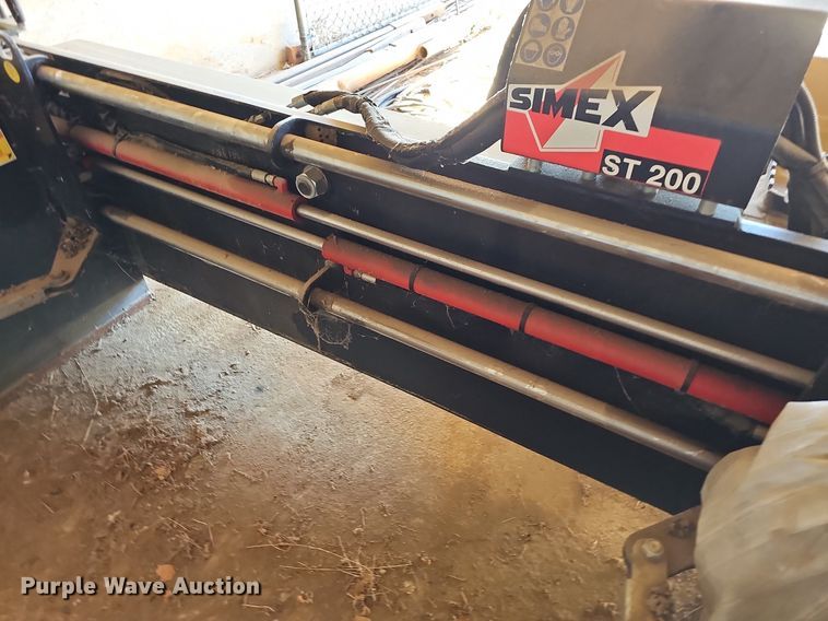 2015 Simex ST 200 skid steer asphalt float in Berryville, AR Item NP9072 for sale Purple Wave