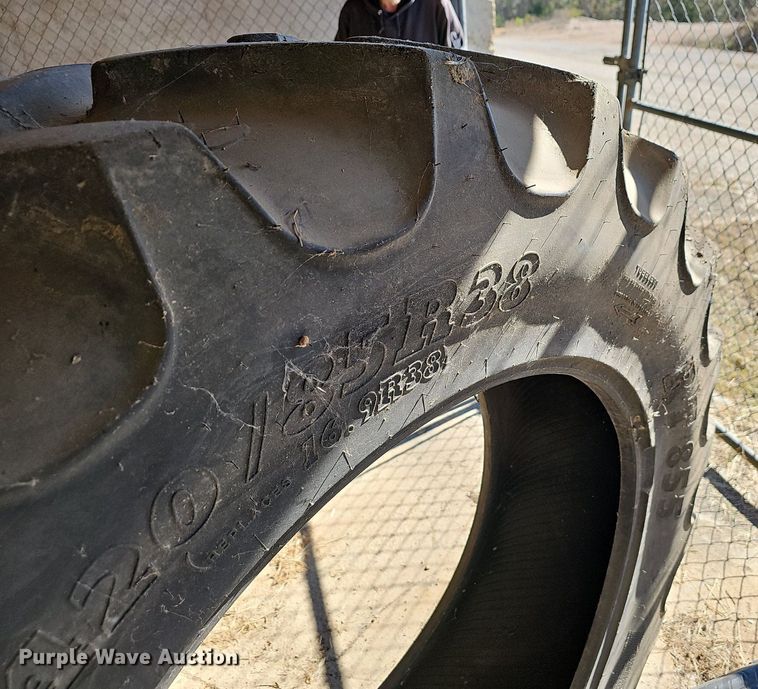 image for item NP9074 AgriMax RT855  420/85R38 tire