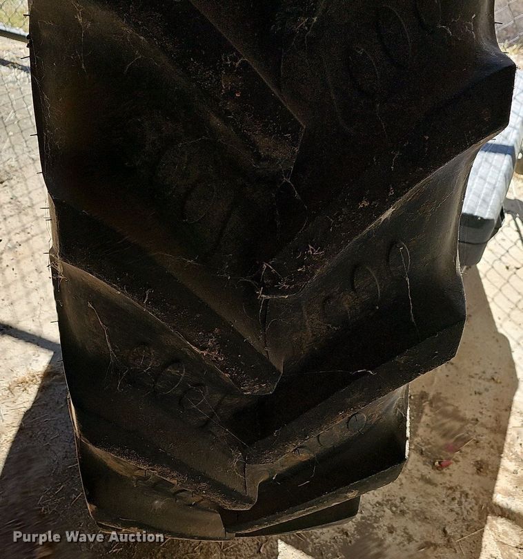 image for item NP9074 AgriMax RT855  420/85R38 tire