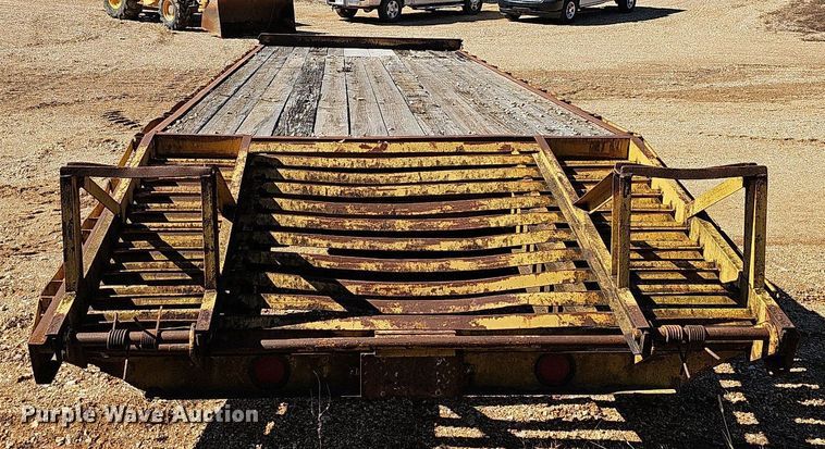 image for item NP9077 1989 Better Bilt  equipment trailer