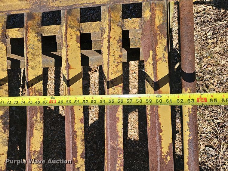 image for item NP9077 1989 Better Bilt  equipment trailer