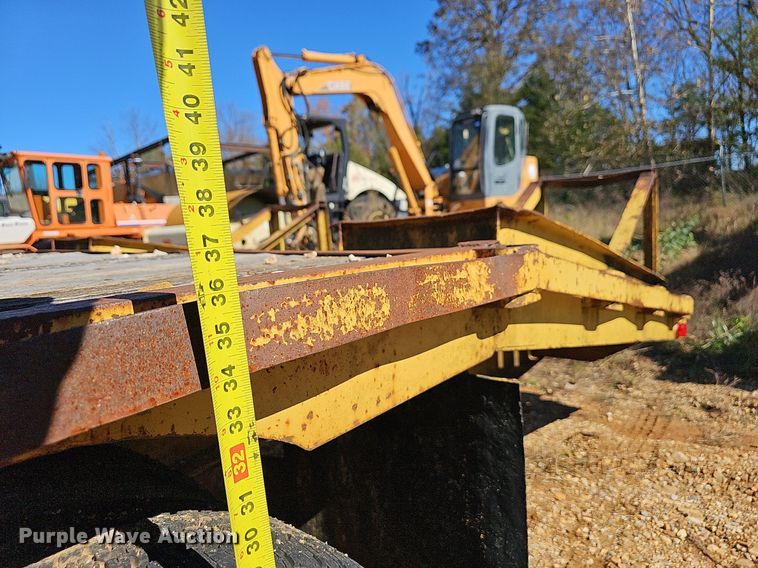 image for item NP9077 1989 Better Bilt  equipment trailer