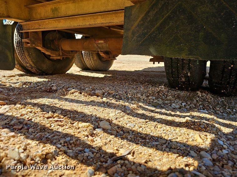 image for item NP9077 1989 Better Bilt  equipment trailer