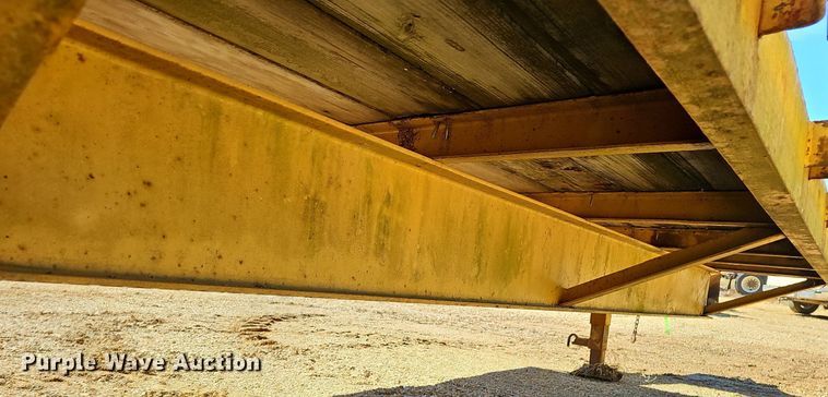 image for item NP9077 1989 Better Bilt  equipment trailer