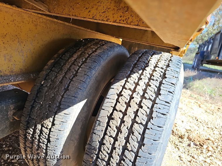 image for item NP9077 1989 Better Bilt  equipment trailer