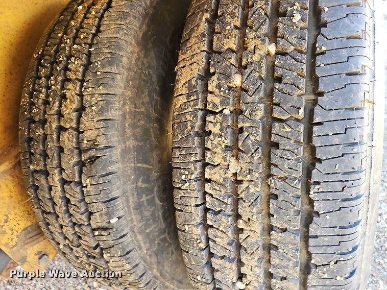 image for item NP9077 1989 Better Bilt  equipment trailer