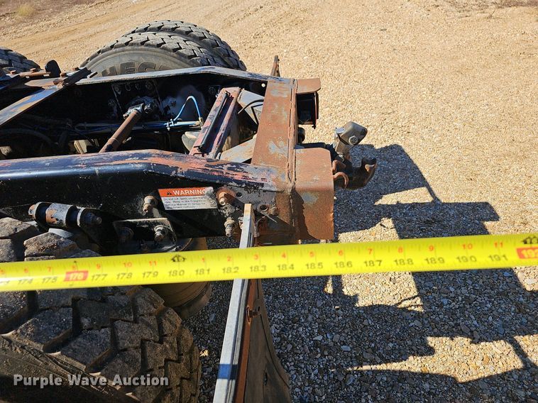 image for item NP9078 2000 Freightliner Argosy  semi truck