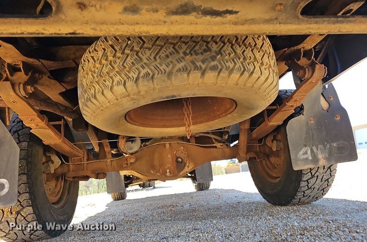 image for item NP9080 1987 Toyota  pickup truck