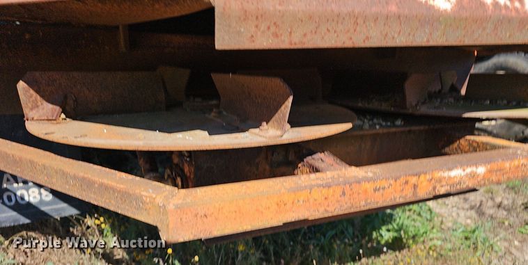 image for item NP9081 1987 Ford F700  manure spreader truck