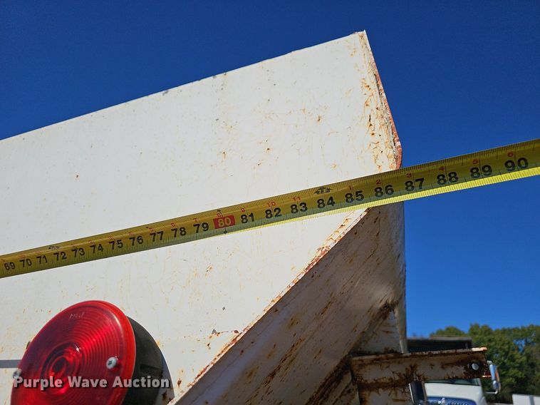 image for item NP9081 1987 Ford F700  manure spreader truck