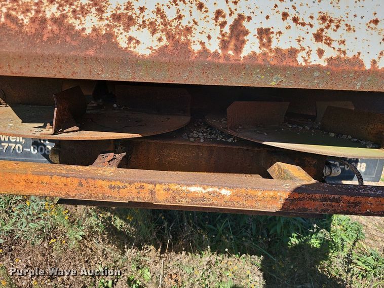 image for item NP9081 1987 Ford F700  manure spreader truck