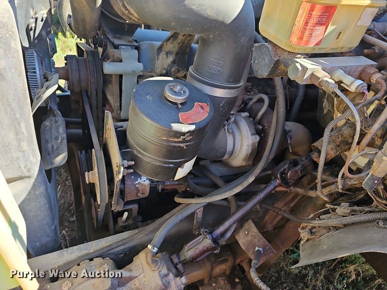 image for item NP9081 1987 Ford F700  manure spreader truck