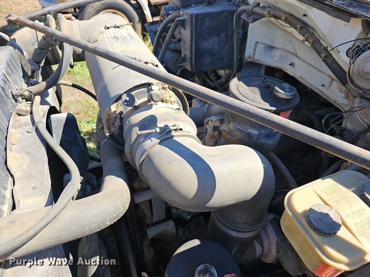 image for item NP9081 1987 Ford F700  manure spreader truck