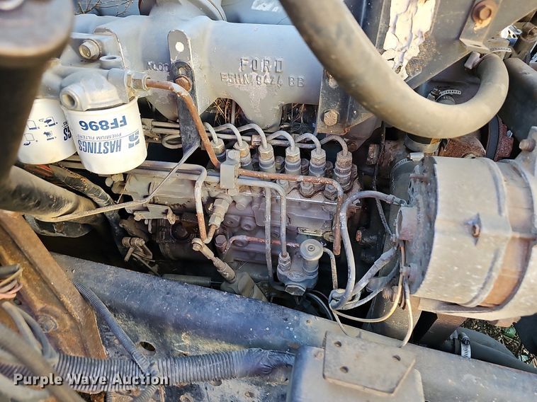 image for item NP9081 1987 Ford F700  manure spreader truck