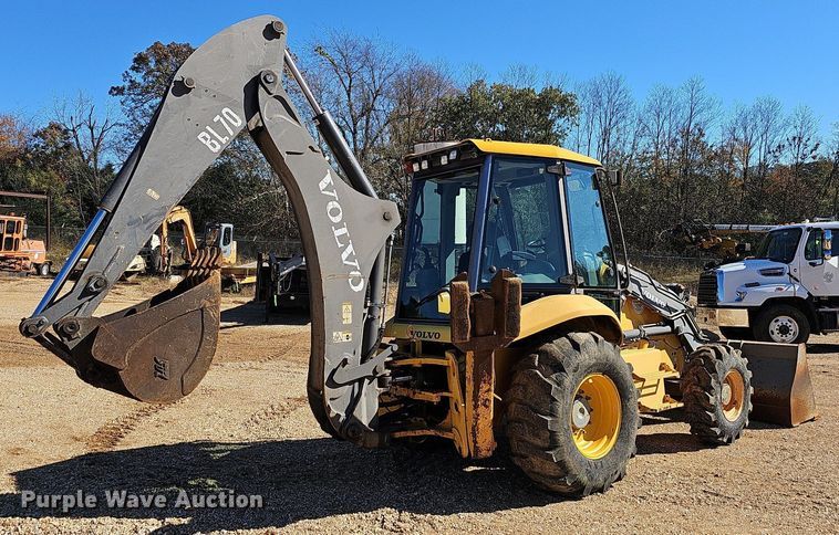 image for item NP9082 2008 Volvo BL70  backhoe