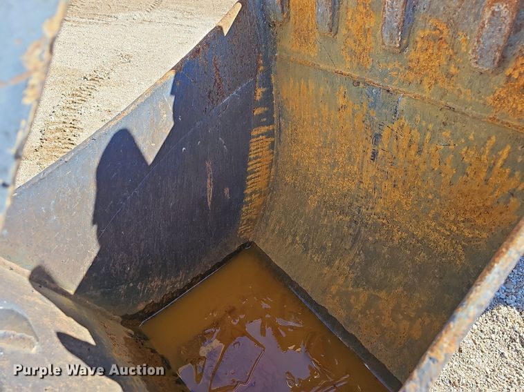 image for item NP9082 2008 Volvo BL70  backhoe