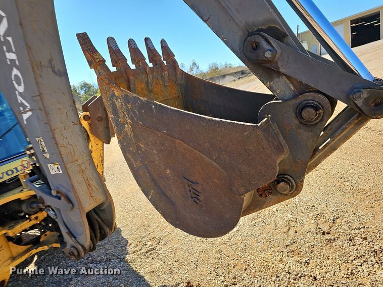 image for item NP9082 2008 Volvo BL70  backhoe