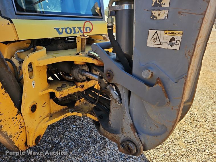 image for item NP9082 2008 Volvo BL70  backhoe