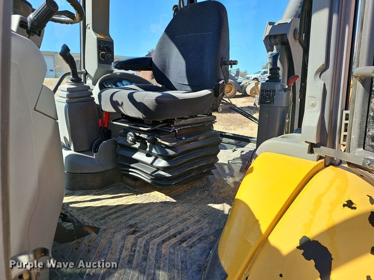 image for item NP9082 2008 Volvo BL70  backhoe