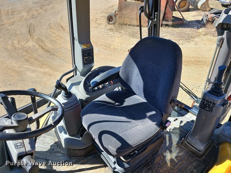 image for item NP9082 2008 Volvo BL70  backhoe