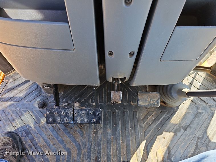 image for item NP9082 2008 Volvo BL70  backhoe