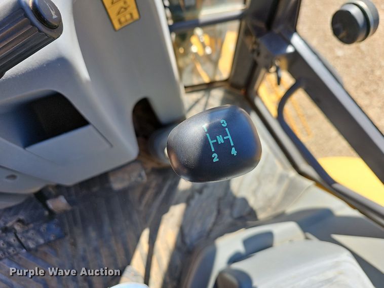 image for item NP9082 2008 Volvo BL70  backhoe