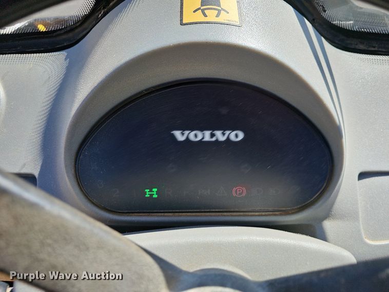 image for item NP9082 2008 Volvo BL70  backhoe