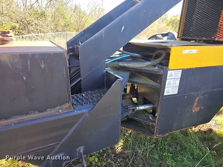 image for item NP9083 Jarraff  All-terrain tree trimmer