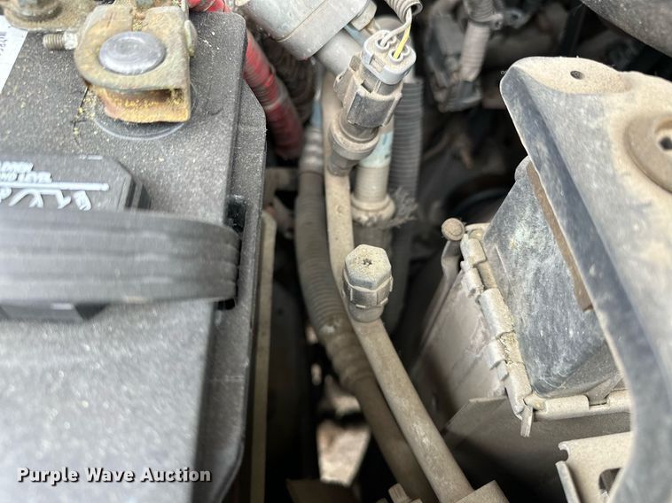 image for item NQ9484 2013 Ford E450  shuttle bus