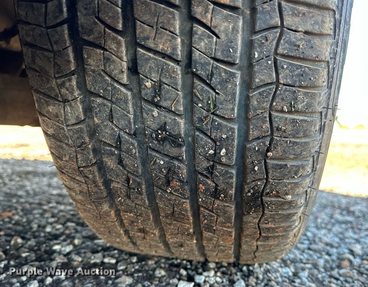 image for item NQ9507 2004 Ford Crown Victoria Police Interceptor